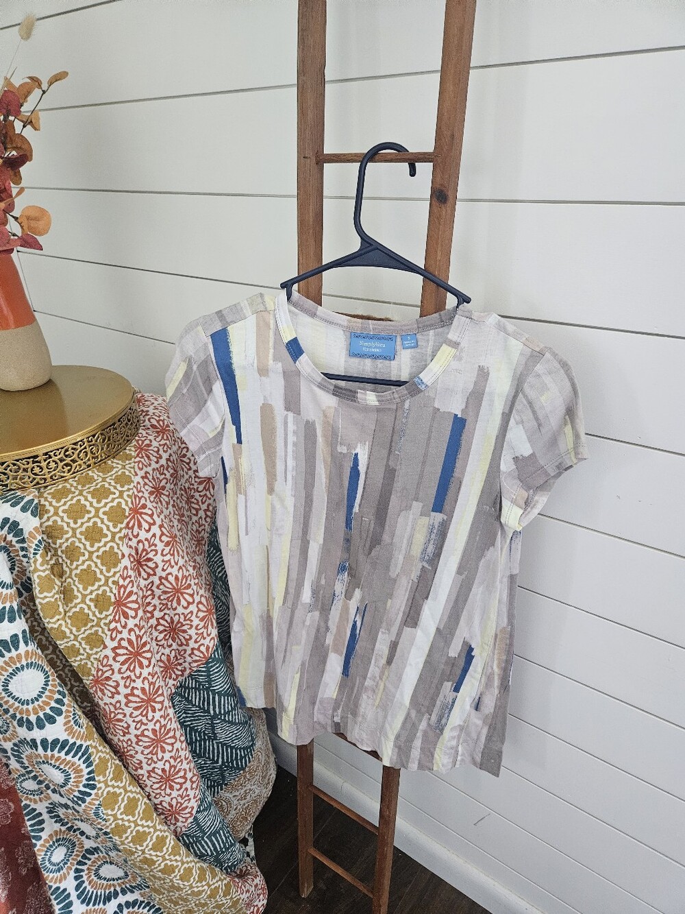 Vera Wang Short Sleeve Tee in Neutral Stripe with Blue and Pale Yellow Accents